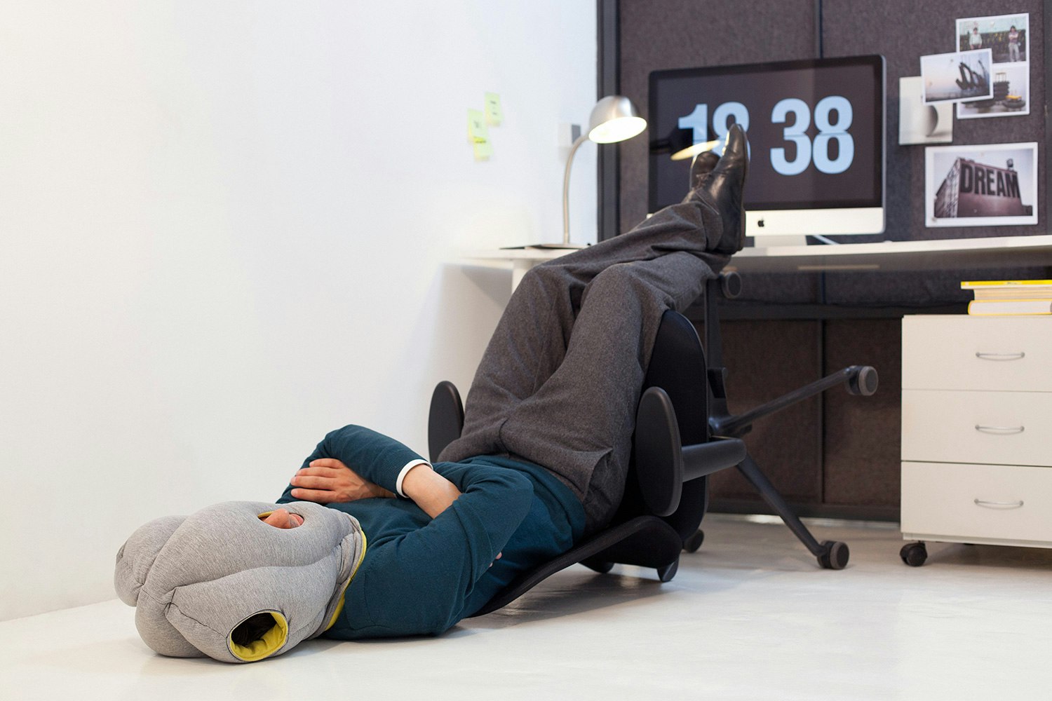 подушка для офисного кресла под голову
